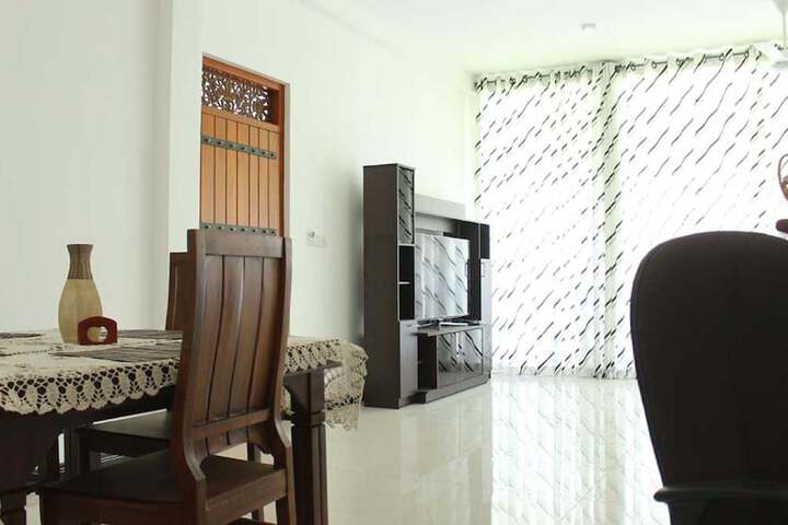 Room 15 of 84