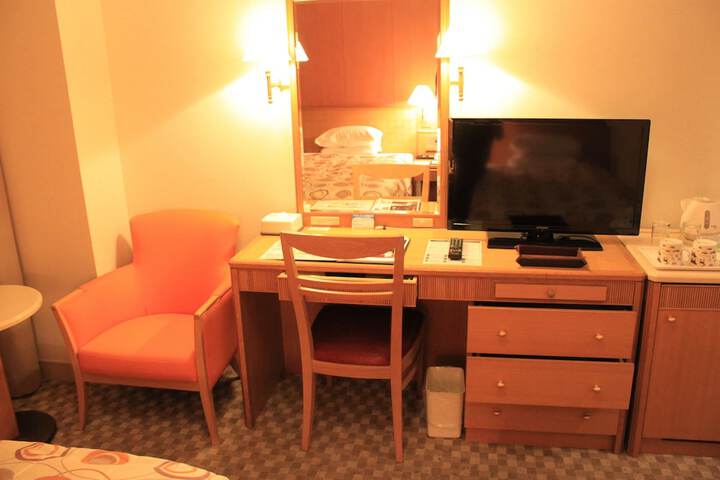 Room 23 of 149