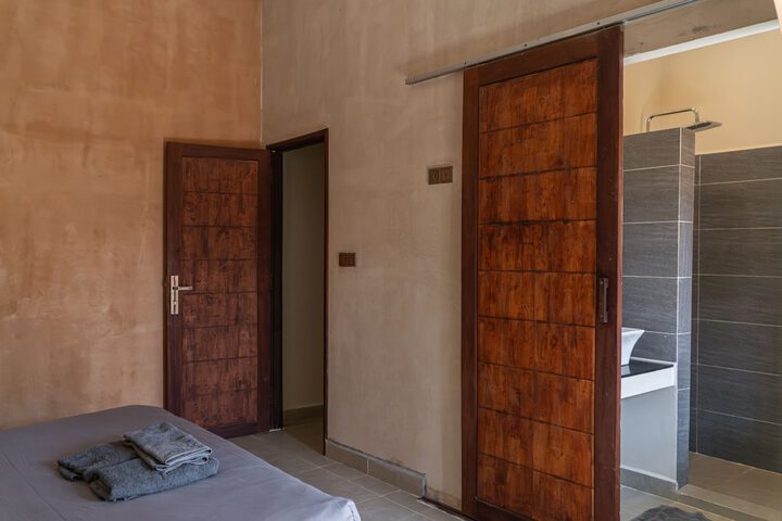 Room 10 of 73