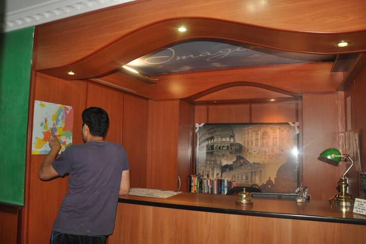 Entrance & Lobby