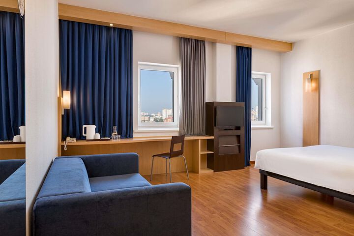 Room 20 of 60