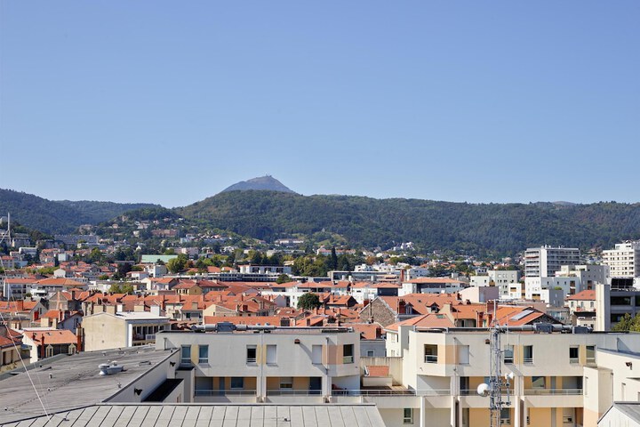 Hotel View 104 of 105