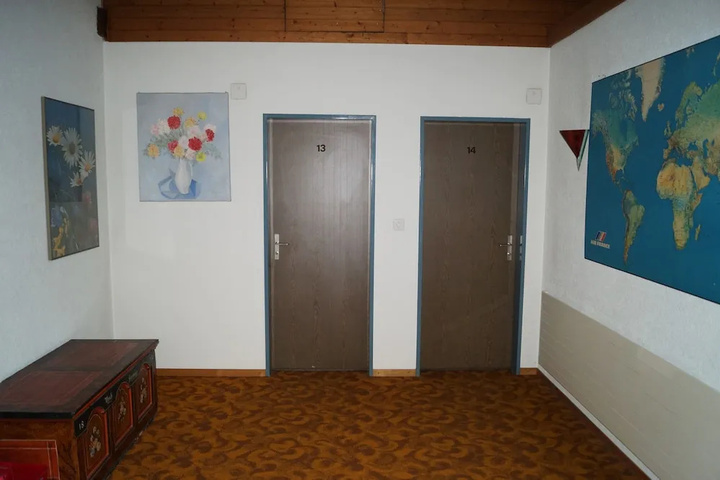 Room 16 of 26