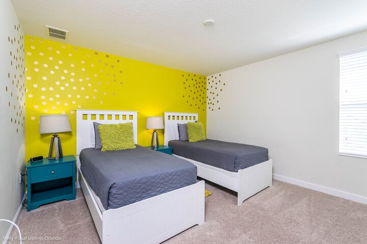 Room 11 of 67
