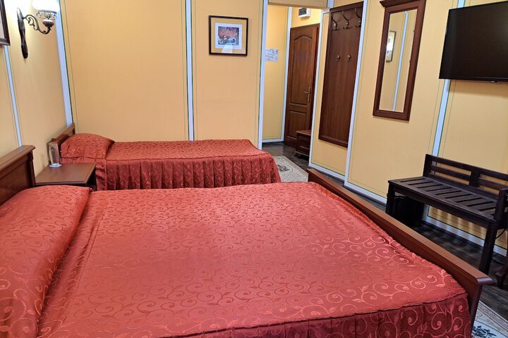 Room 30 of 47