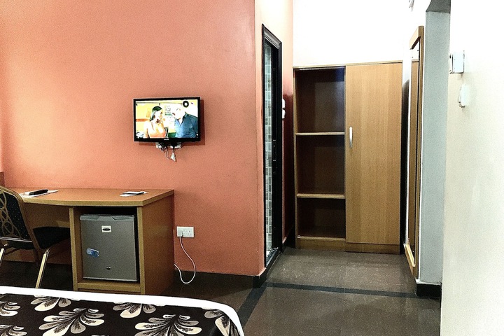 Room 20 of 43
