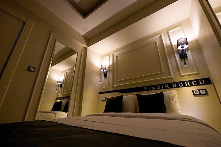 Room 3 of 11