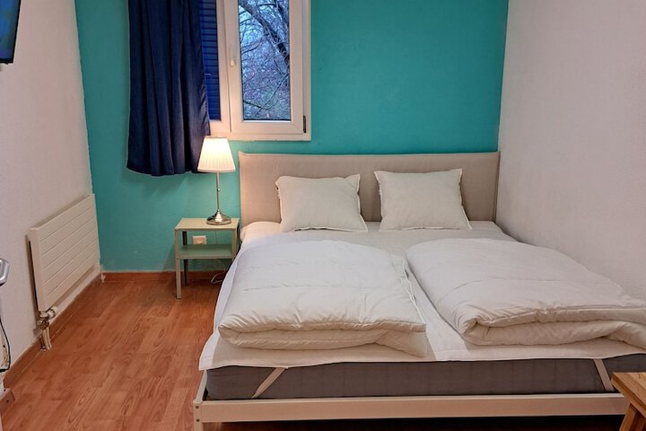Room 17 of 41