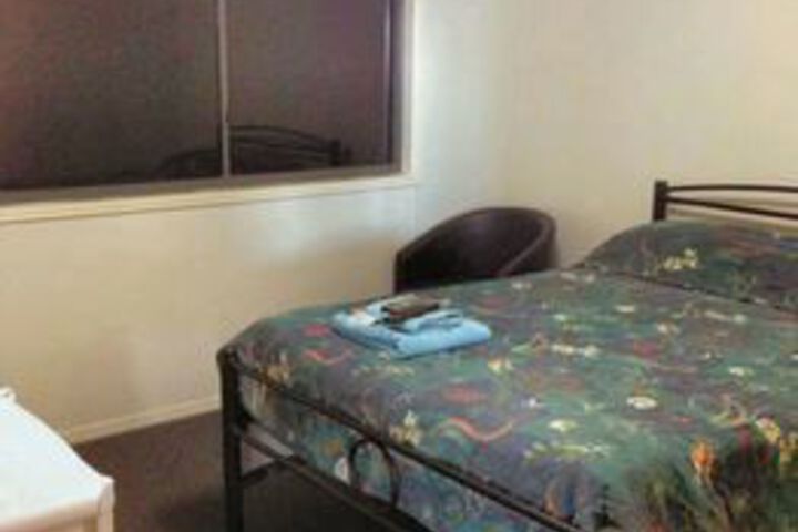 Room 5 of 28