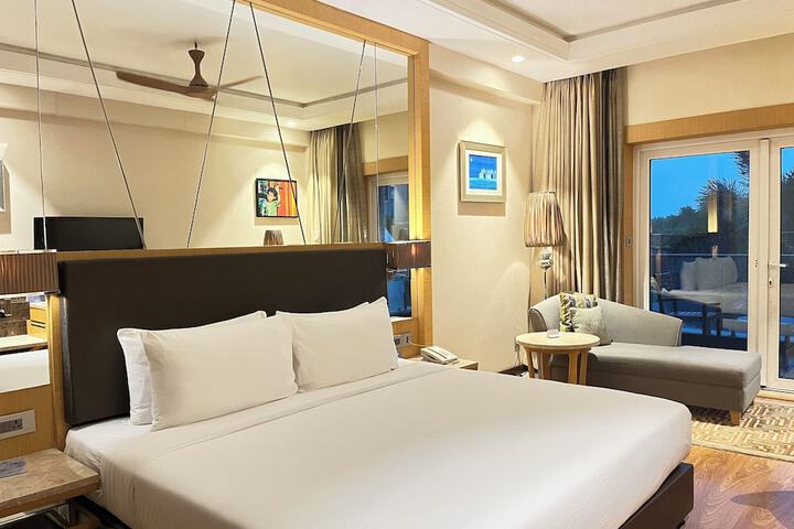 Room 32 of 160