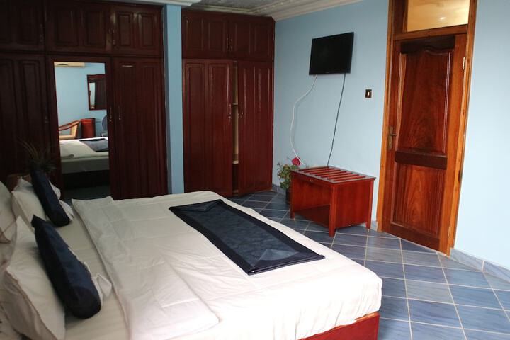 Room 19 of 47