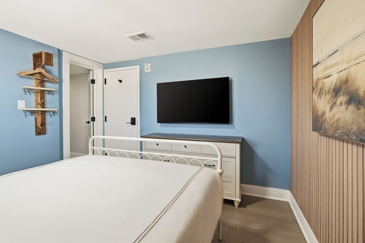 Room 14 of 138