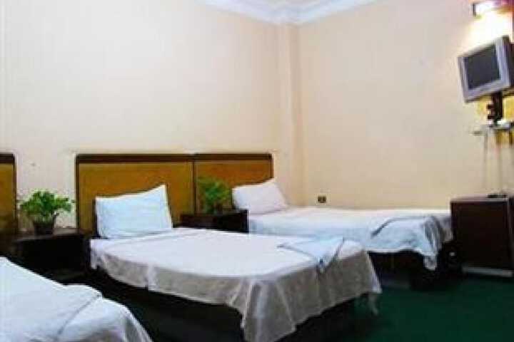 Room 19 of 41