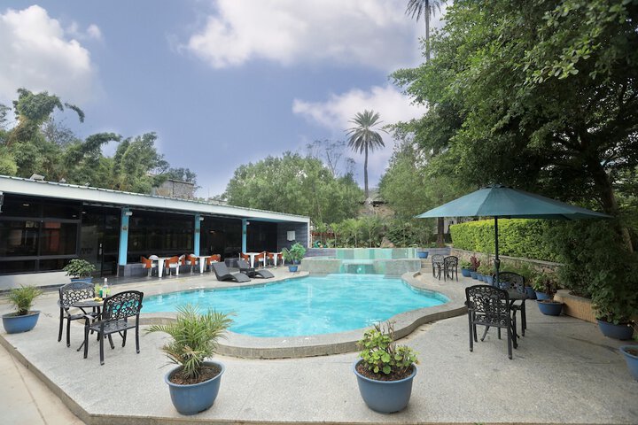 Pool 26 of 74