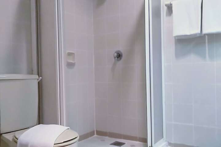 Room 18 of 42