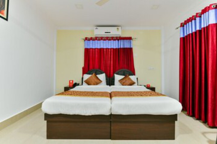 Room 20 of 33
