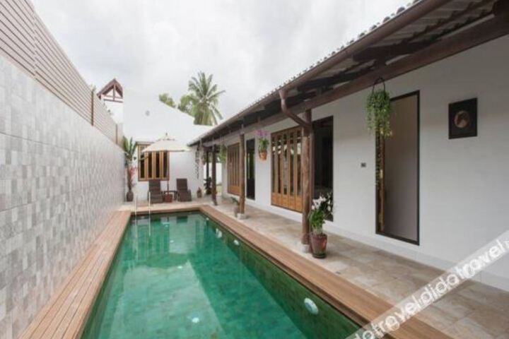 Tranquil Pool Villa Rawai