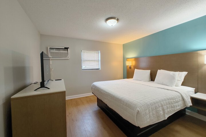 Room 12 of 47