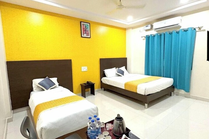 Room 28 of 42