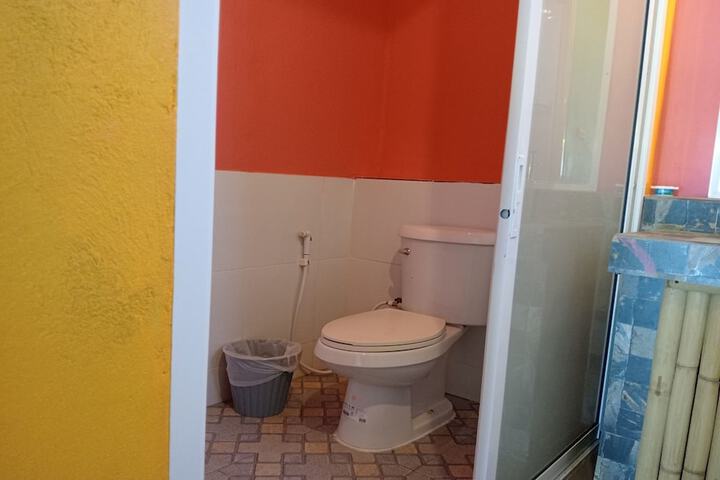 Room 132 of 169
