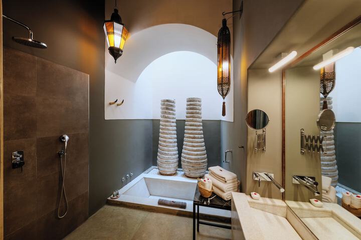 Bath Interior