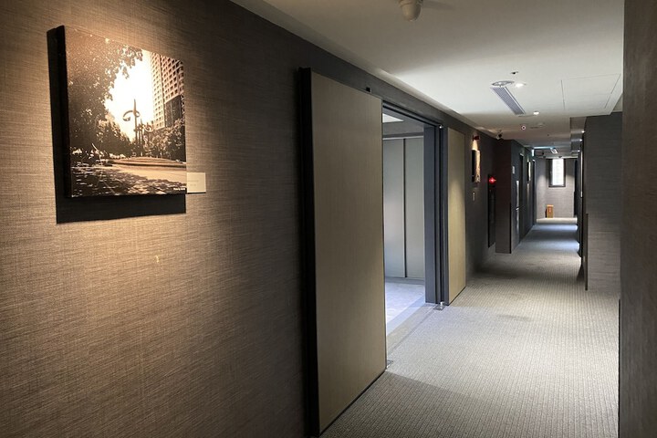 Ballroom/Hall 51 of 61