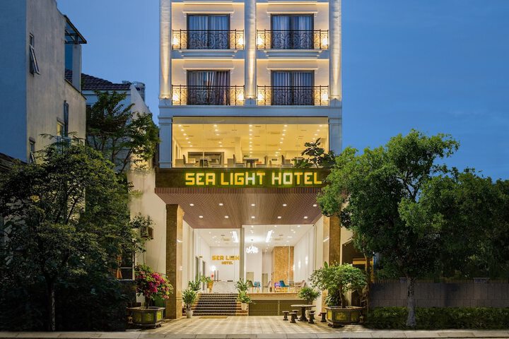 SEA LIGHT HOTEL DA NANG