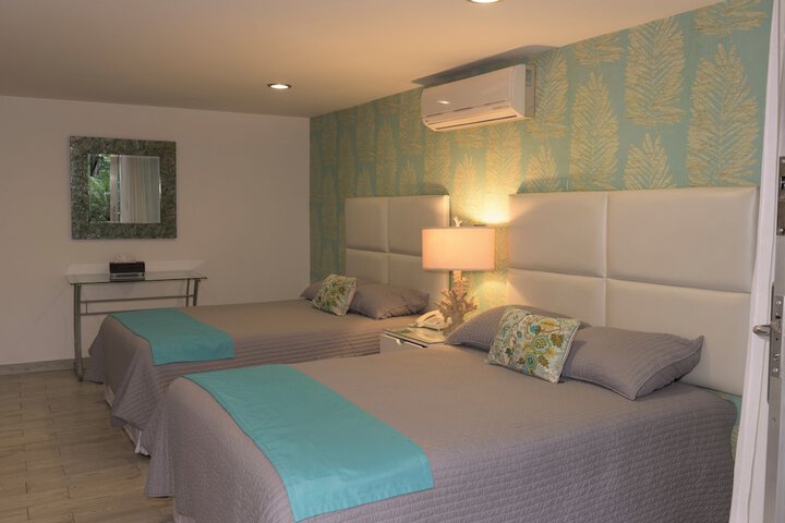 Room 27 of 75