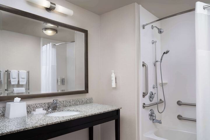 Bathroom shower