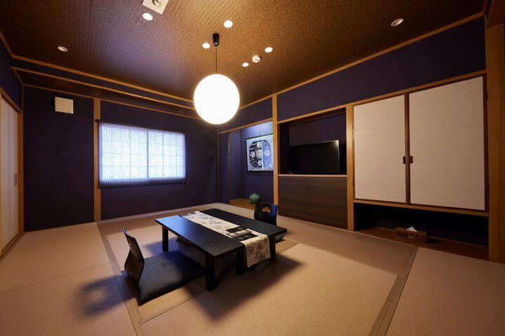 Room 17 of 42