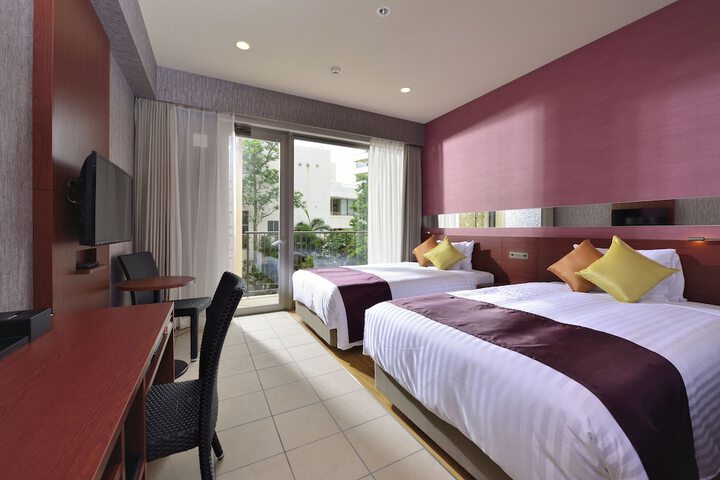 Room 15 of 171