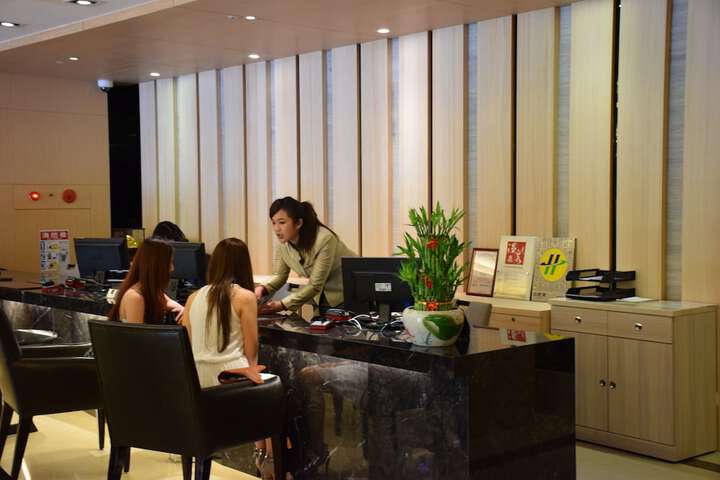 Hotel Interior 5 of 137