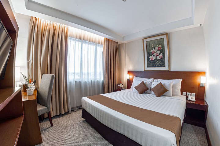 Room 5 of 27
