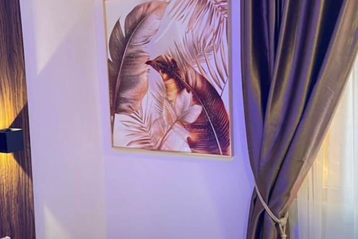 Room 3 of 19