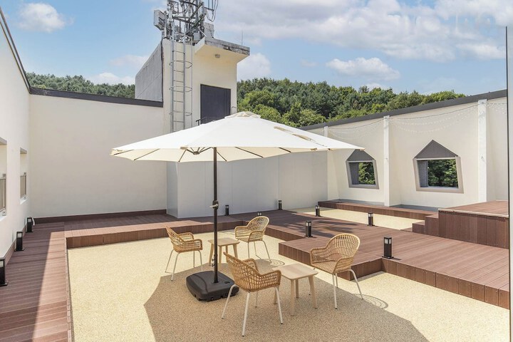 Terrace/Patio 57 of 82