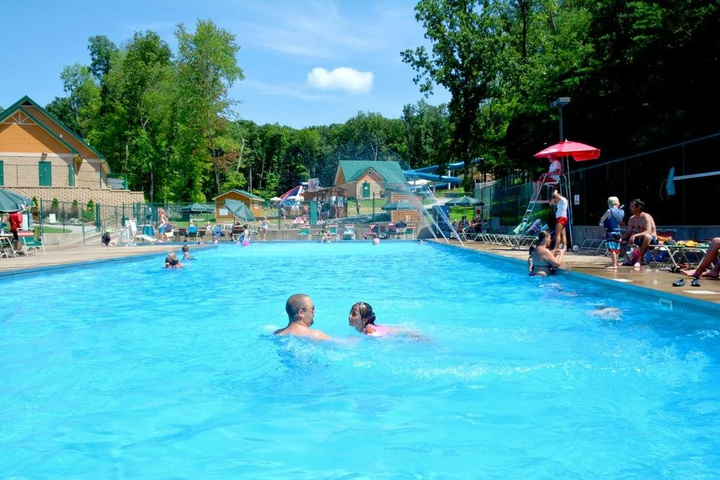 Pool 6 of 9