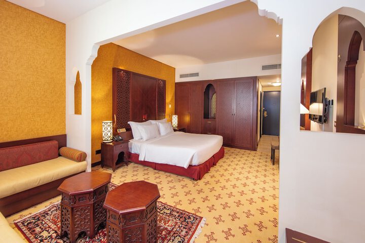 Room 55 of 179