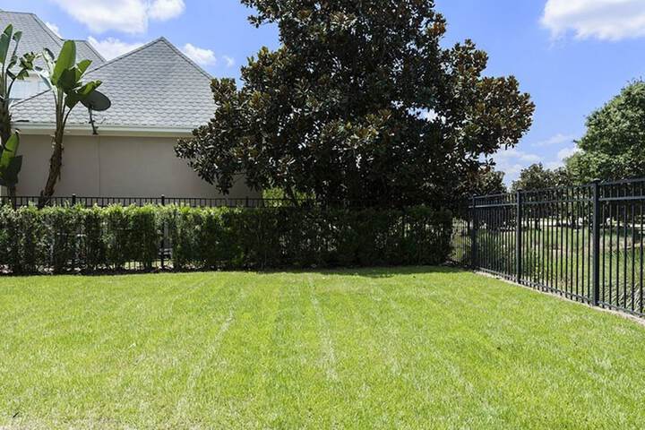 Property Grounds 39 of 51