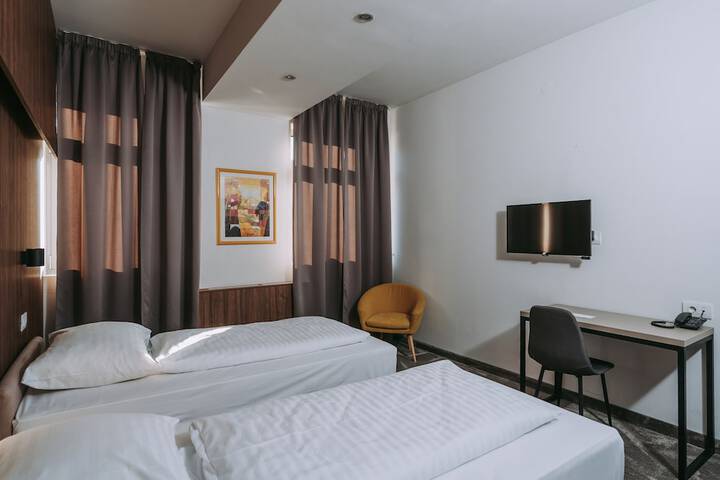 Room 29 of 129