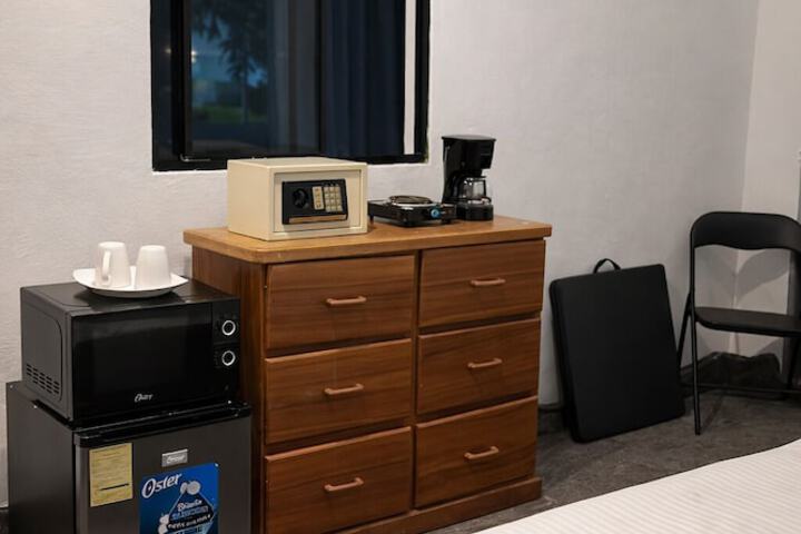 Room 9 of 46