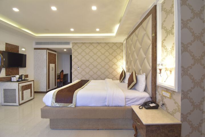 Room 62 of 111