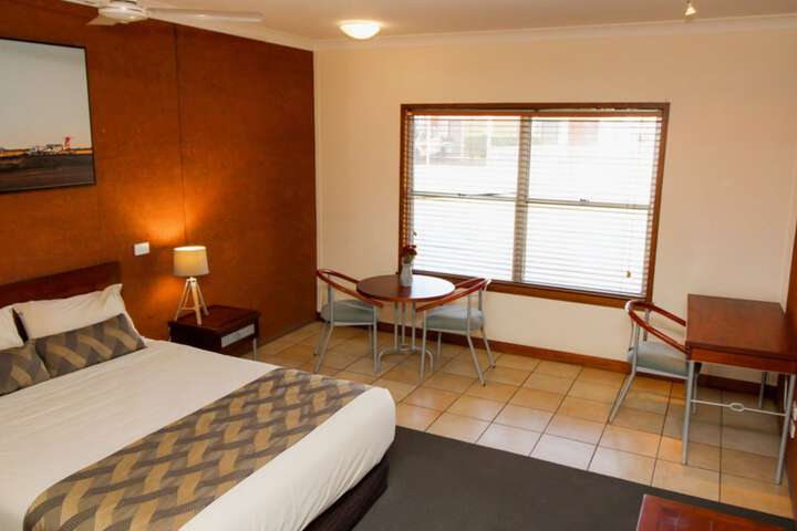 Room 5 of 36