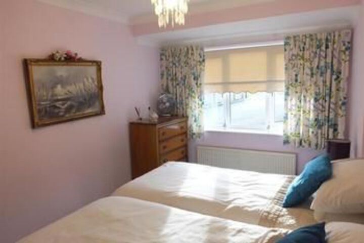 Room 9 of 29
