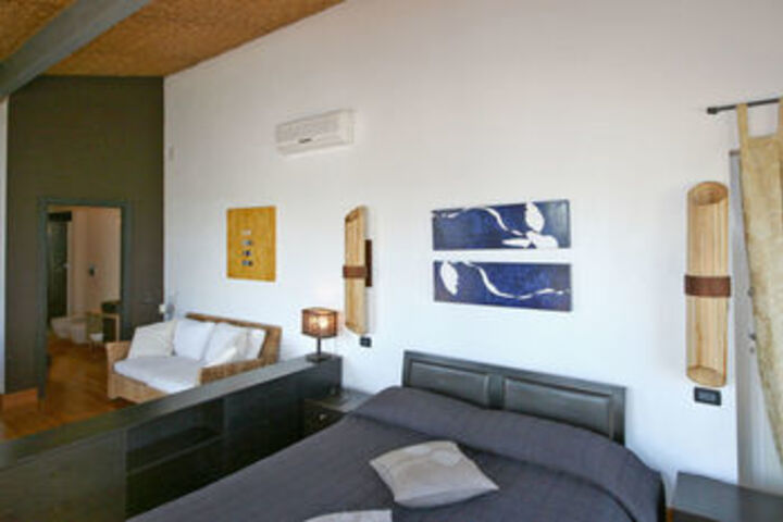 Room 31 of 68