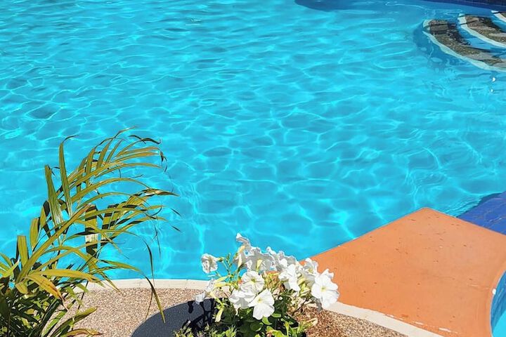 Pool 39 of 63