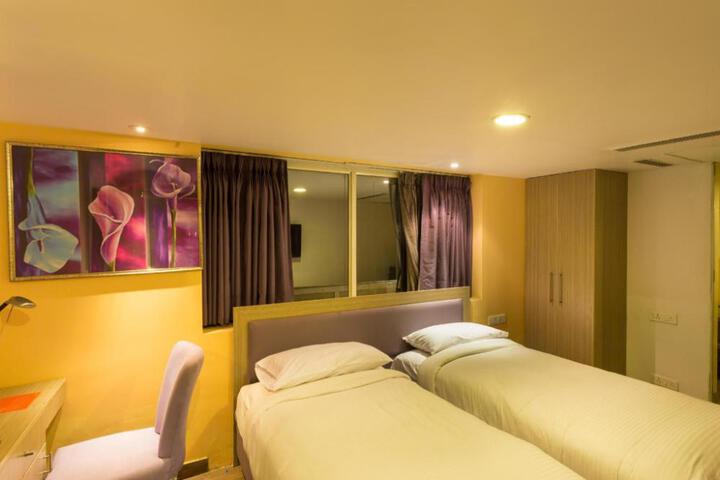 Suite Room