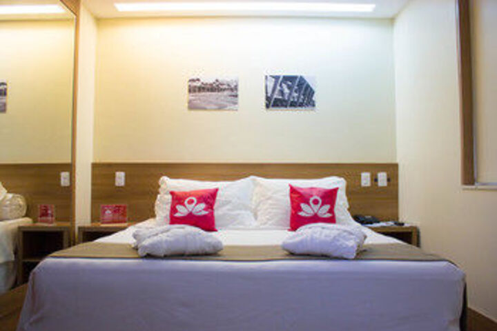 Room 19 of 32