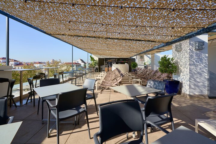 Terrace/Patio 107 of 109
