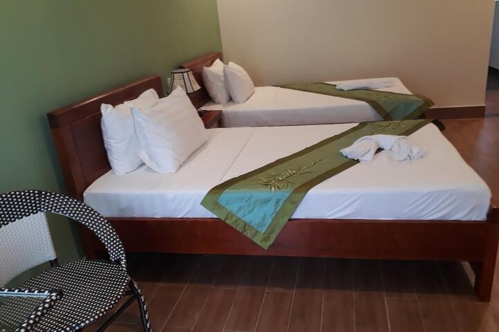 Room 21 of 36