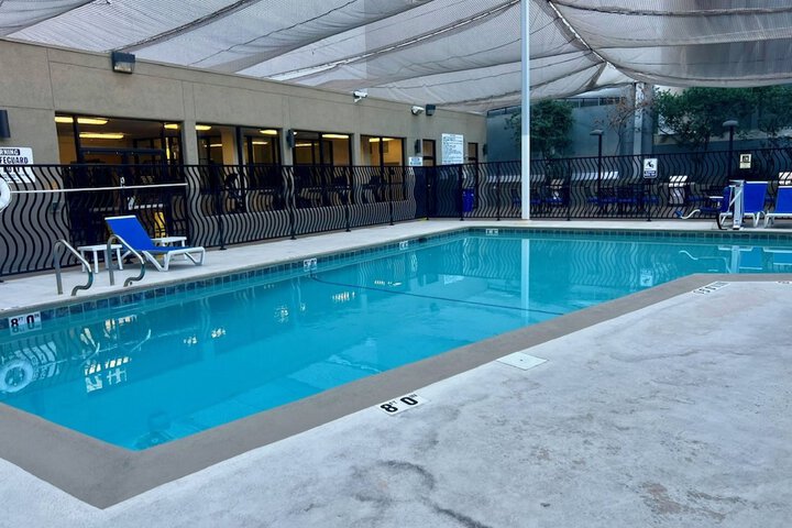 Pool 45 of 112
